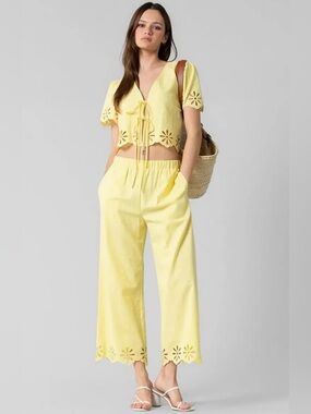 Solai The Label 2PC Set | Women's Top & Cropped Pants Set